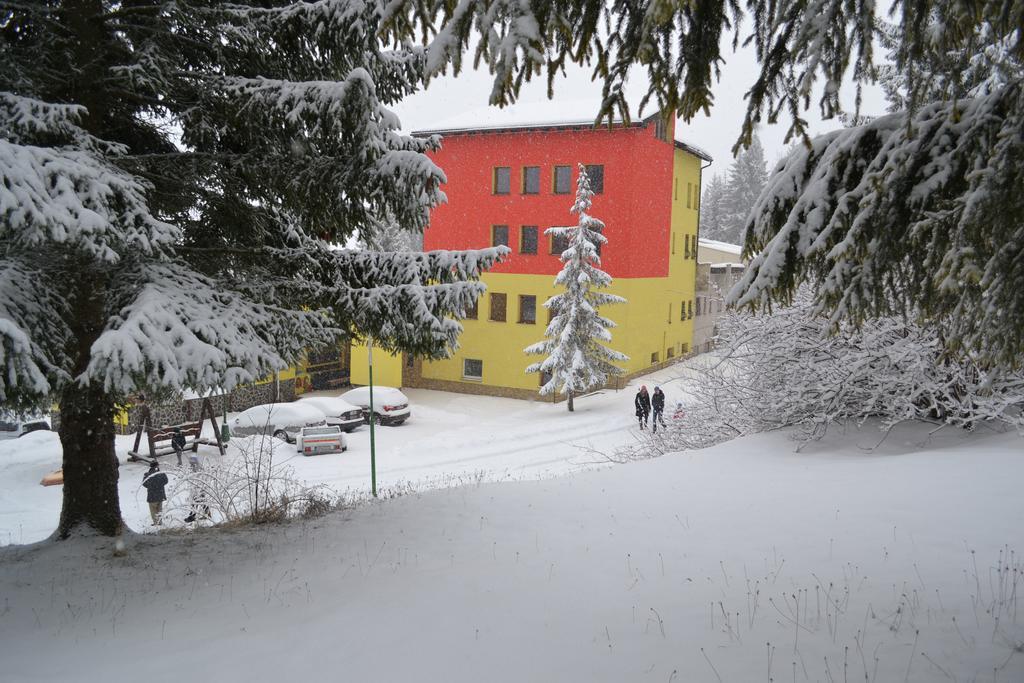 Penzion Strba Hotel Tatranska Strba Exterior photo